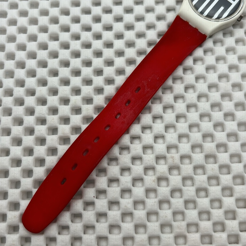 Swatch Watch - LW117 - SPEEDLIMIT - Picture 4 of 10